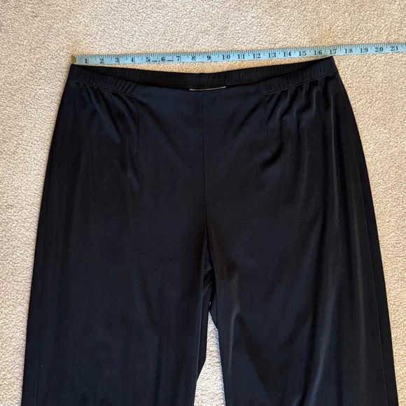 Chico's EasyWear Black Crop Pants - Picture 8 of 13